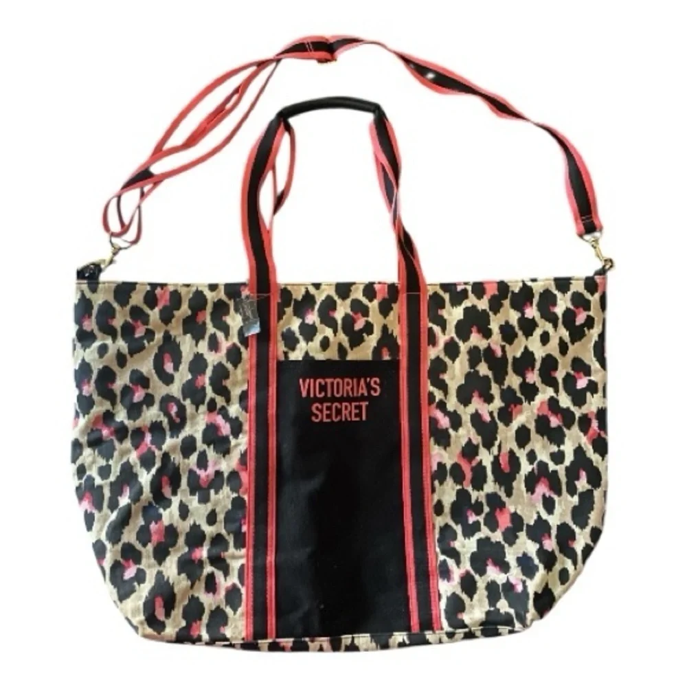 NWT-VICTORIAS SECRET-WILD LEOPARD-PINK & BLACK WEEKENDER BAG